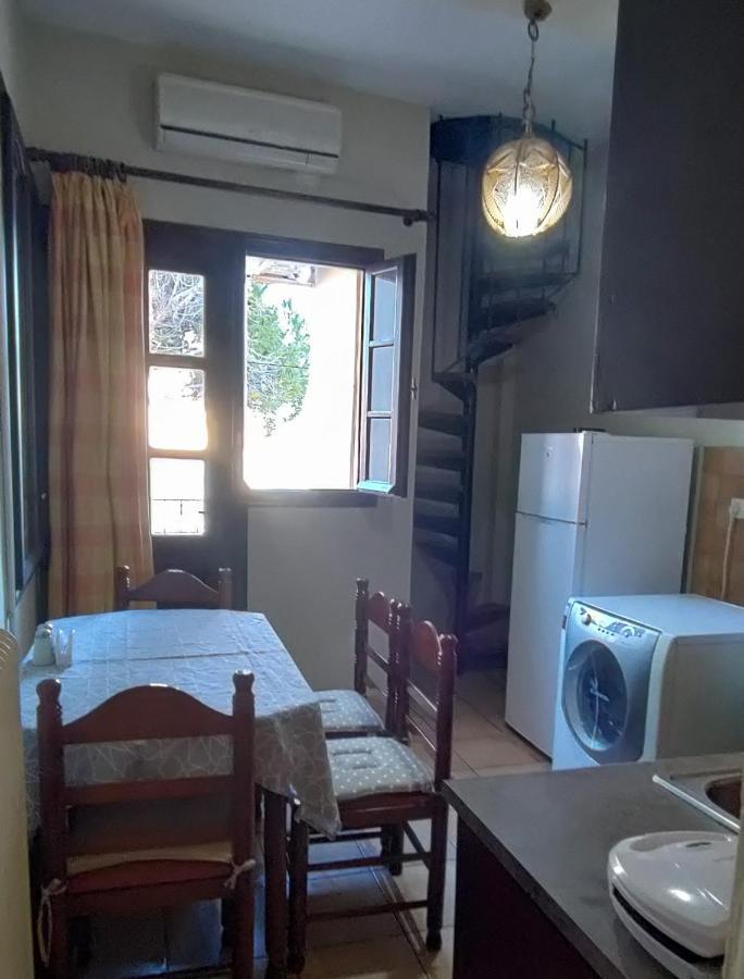 Dellas The House With The Loft. Ликсури Екстериор снимка